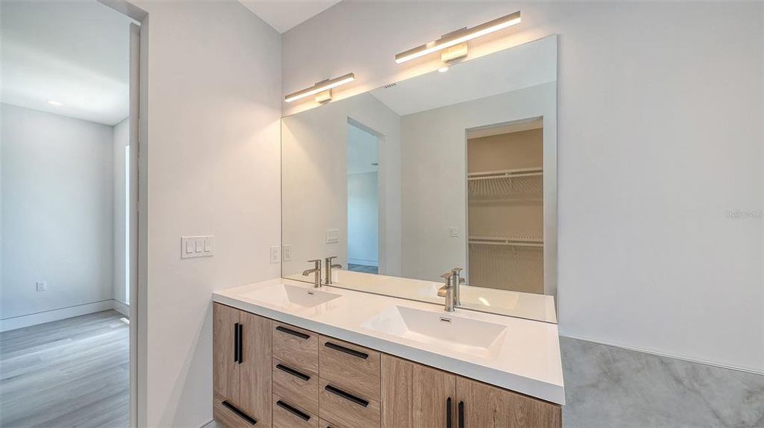 Furnished interior view inside a new home in , Sarasota (Image 10).