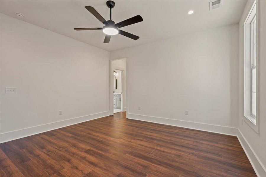 Spacious, unfurnished interior of a new home in , Awendaw (Image 32). Spacious, unfurnished interior of a new home in , Awendaw (Image 32).