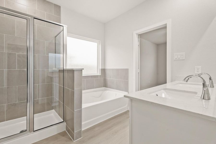 Furnished interior view inside a new home in Trails at Woodhaven, La Marque (Image 7).