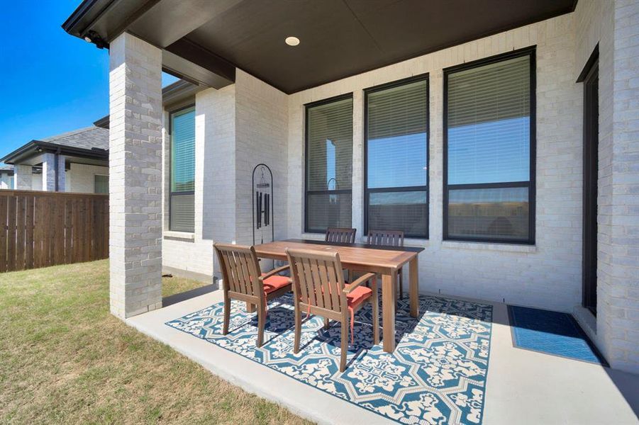 Exterior details and patio area of a home in , Midlothian (Image 3).