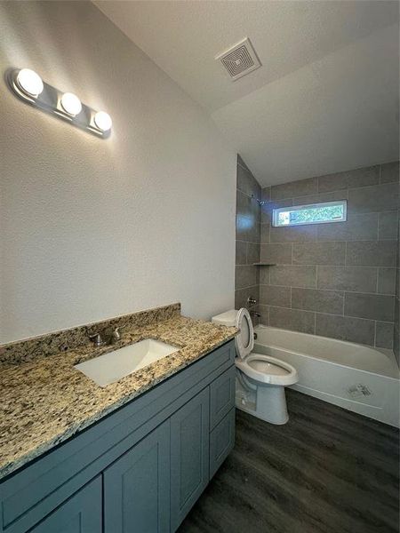 Full Bathroom