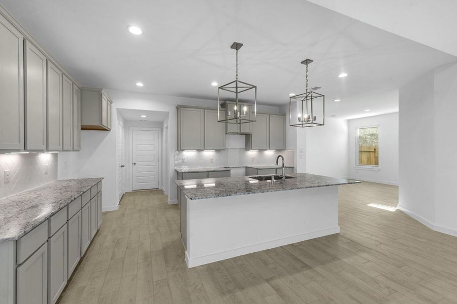 Furnished interior view inside a new home in Beacon Hill, Waller (Image 7).