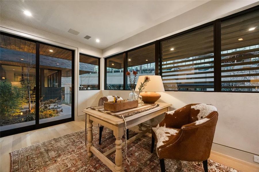 Image 33 of a home in .