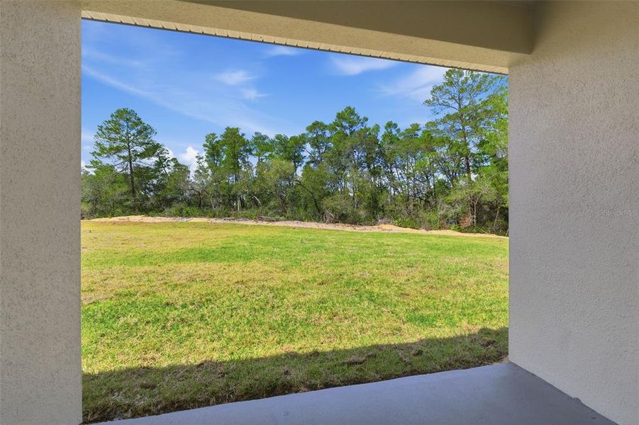 Exterior details and patio area of a home in , Ocala (Image 4).