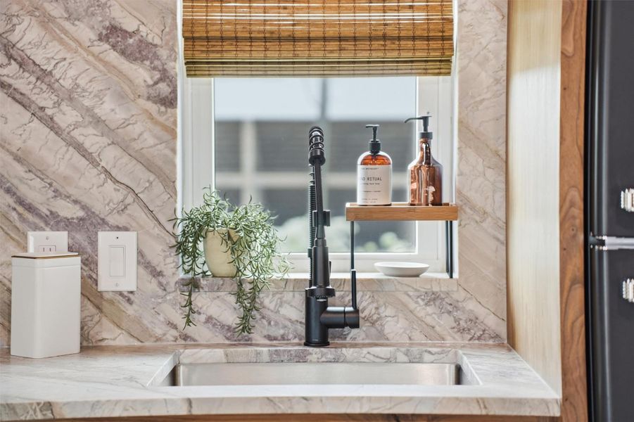 Close-up of interior finishes inside a home in , Galveston (Image 18).
