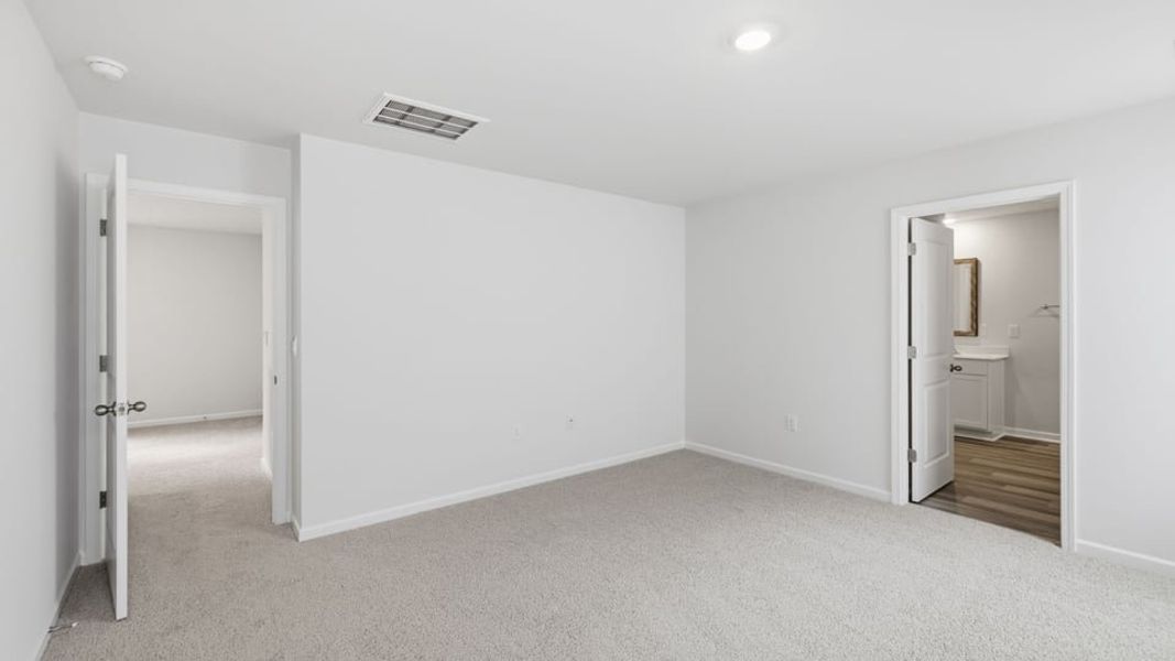 Spacious, unfurnished interior of a new home in Harrier Point, Woodruff (Image 37). Spacious, unfurnished interior of a new home in Harrier Point, Woodruff (Image 37).