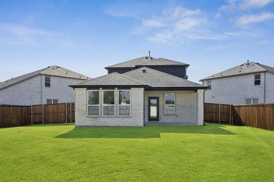 Exterior details and patio area of a home in Sicily, Princeton (Image 4).