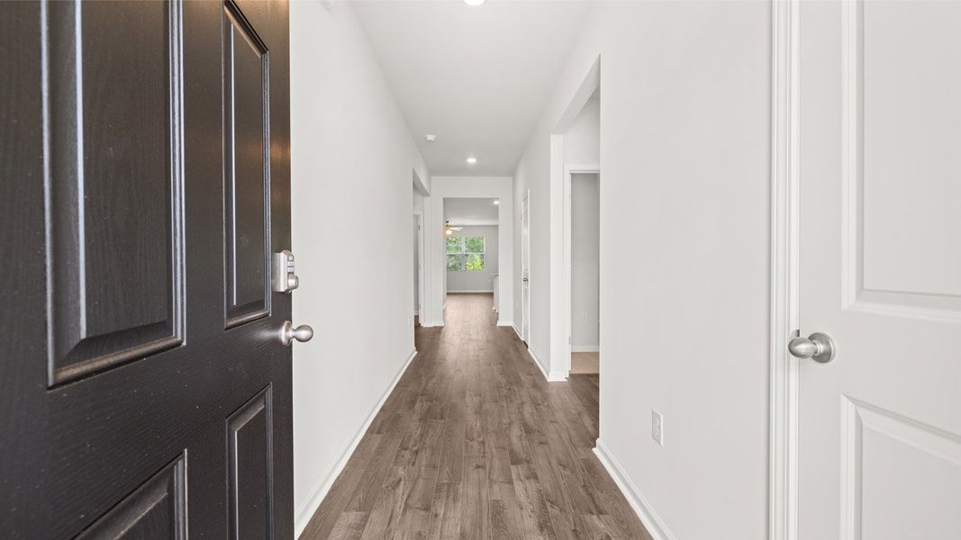 Spacious, unfurnished interior of a new home in Highland Hills, Graniteville (Image 31).