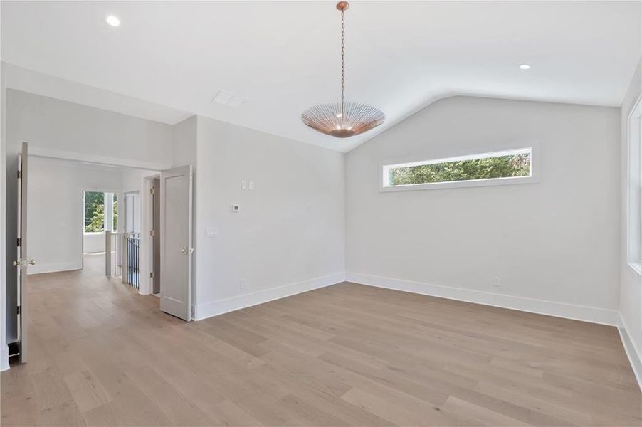 Spacious, unfurnished interior of a new home in , Atlanta (Image 34).