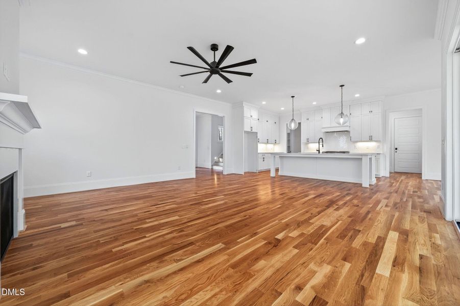 18-web-or-mls-7825 Penny Rd (11 of 70) 18-web-or-mls-7825 Penny Rd (11 of 70)