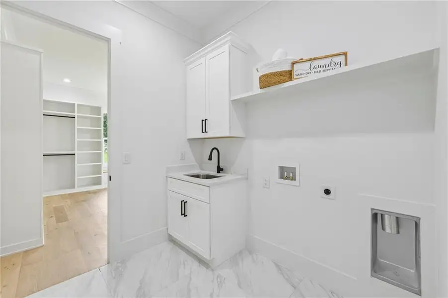 Furnished interior view inside a new home in , Hoschton (Image 36).