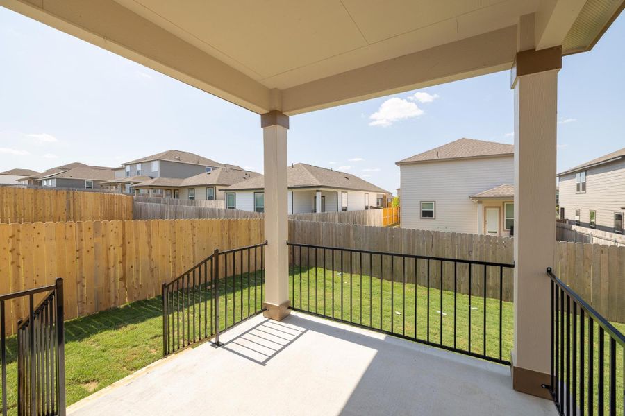 Image 29 of a home in Sonterra - Cool Water.