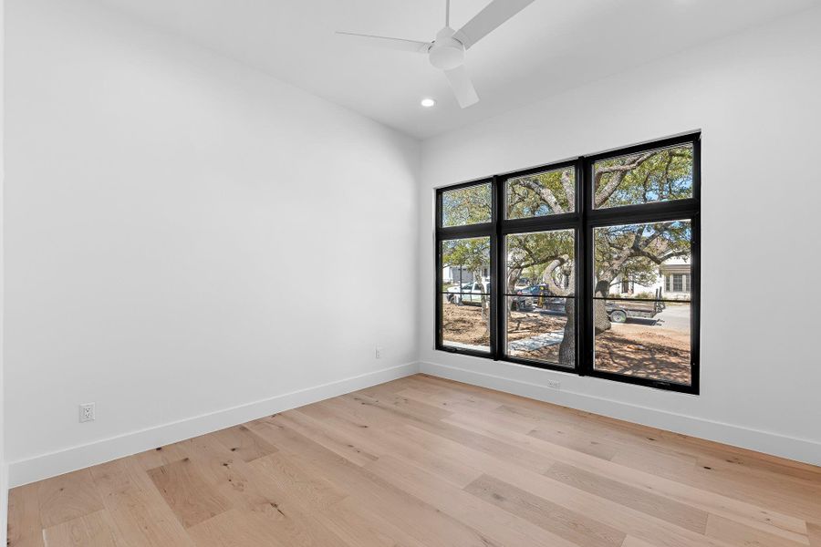 Spacious, unfurnished interior of a new home in , Georgetown (Image 21).
