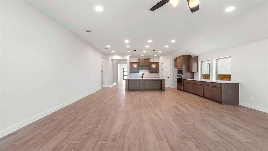 Spacious, unfurnished interior of a new home in Hillstead, Lavon (Image 18). Spacious, unfurnished interior of a new home in Hillstead, Lavon (Image 18).
