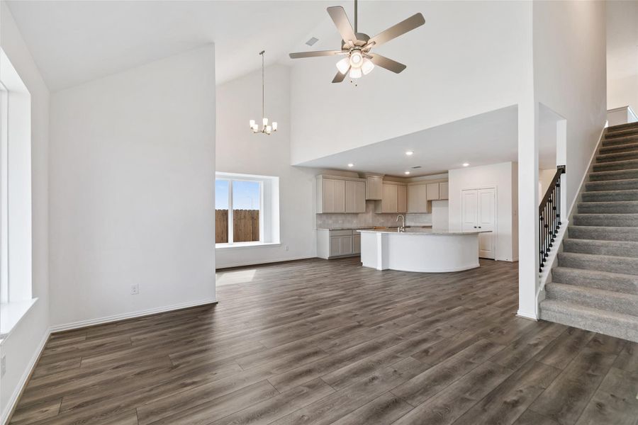 Spacious, unfurnished interior of a new home in Aldeana, Bonney (Image 28).