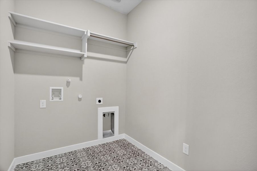 Spacious, unfurnished interior of a new home in Terra Vista Estates, Springtown (Image 48).