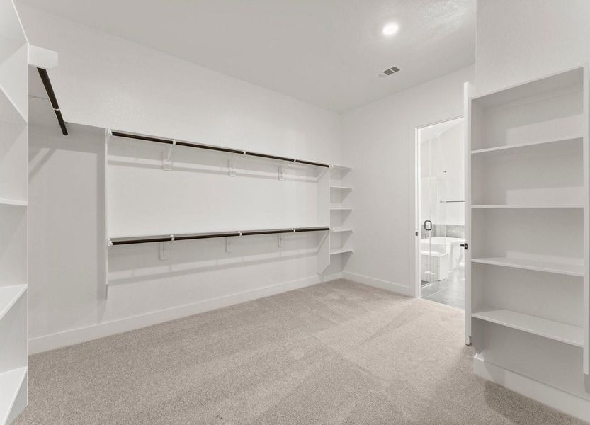 Spacious, unfurnished interior of a new home in , Fulshear (Image 33). Spacious, unfurnished interior of a new home in , Fulshear (Image 33).