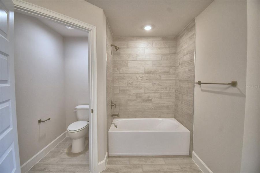 Furnished interior view inside a new home in Cadence Crossing, Auburndale (Image 12). Furnished interior view inside a new home in Cadence Crossing, Auburndale (Image 12).