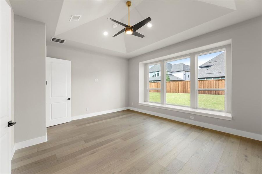 15. 4512 Meander - Primary