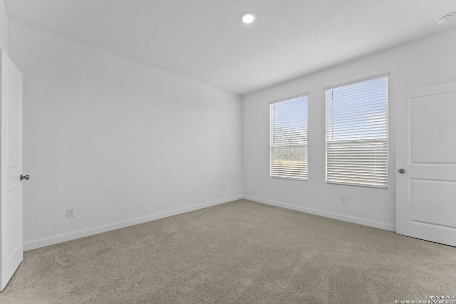 Spacious, unfurnished interior of a new home in Hightop Ridge, Converse (Image 15).