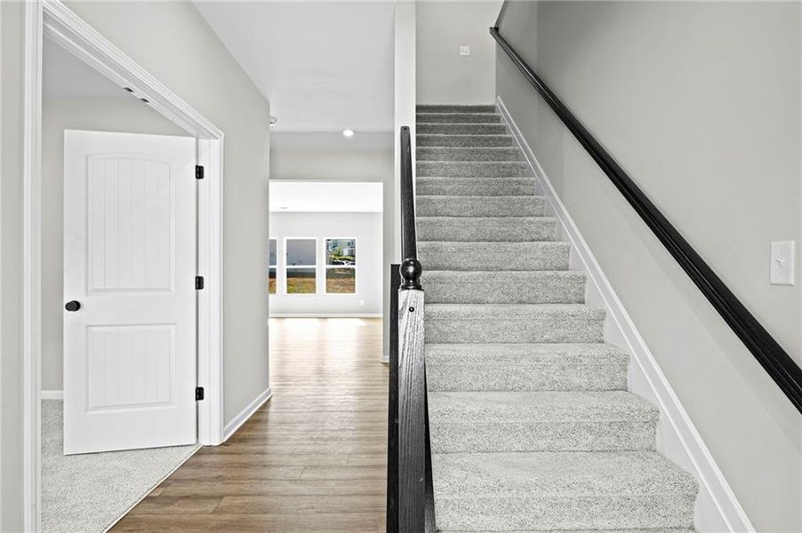 Spacious, unfurnished interior of a new home in Sage Woods, Dallas (Image 39).