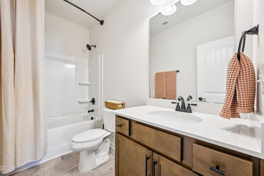 19-print-Commons Cir-S2511-019