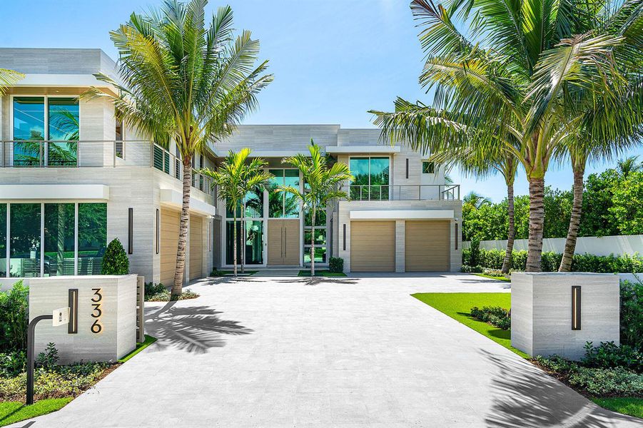 336_Coconut_Palm_Road_02