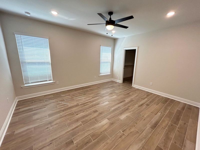 Spacious, unfurnished interior of a new home in The Bluffs at Lafayette, Freeport (Image 12). Spacious, unfurnished interior of a new home in The Bluffs at Lafayette, Freeport (Image 12).