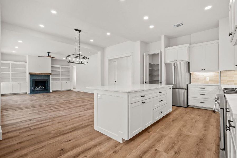 Furnished interior view inside a new home in , Weatherford (Image 23).