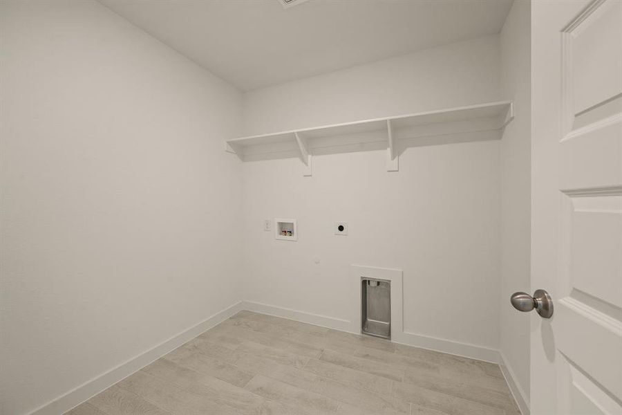 Spacious, unfurnished interior of a new home in Gatlin Ranch, Springtown (Image 26). Spacious, unfurnished interior of a new home in Gatlin Ranch, Springtown (Image 26).
