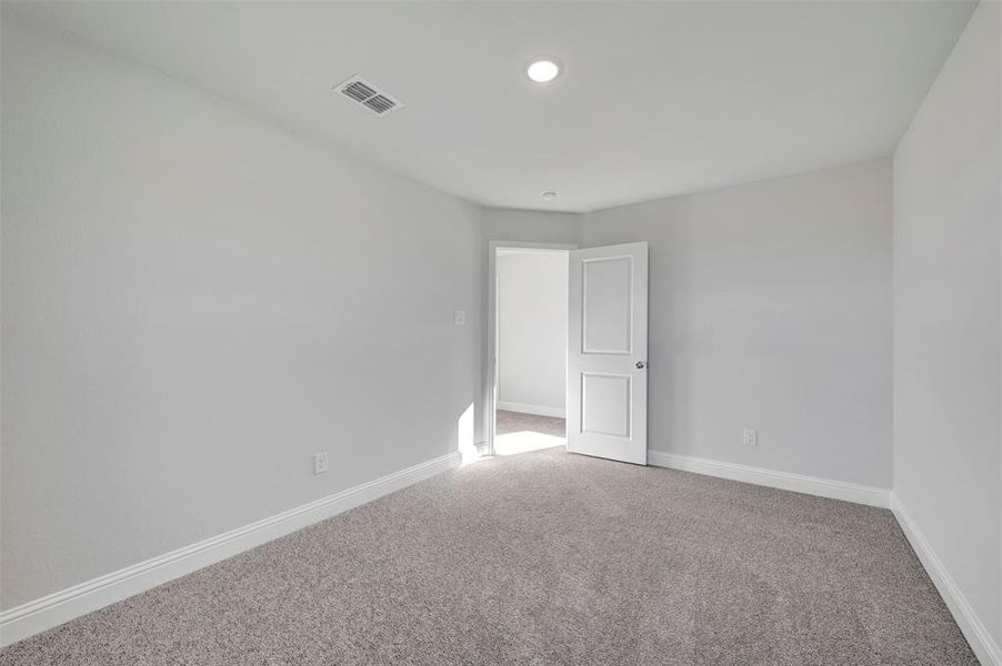 Spacious, unfurnished interior of a new home in Lilybrooke at Legacy Hills, Celina (Image 34).