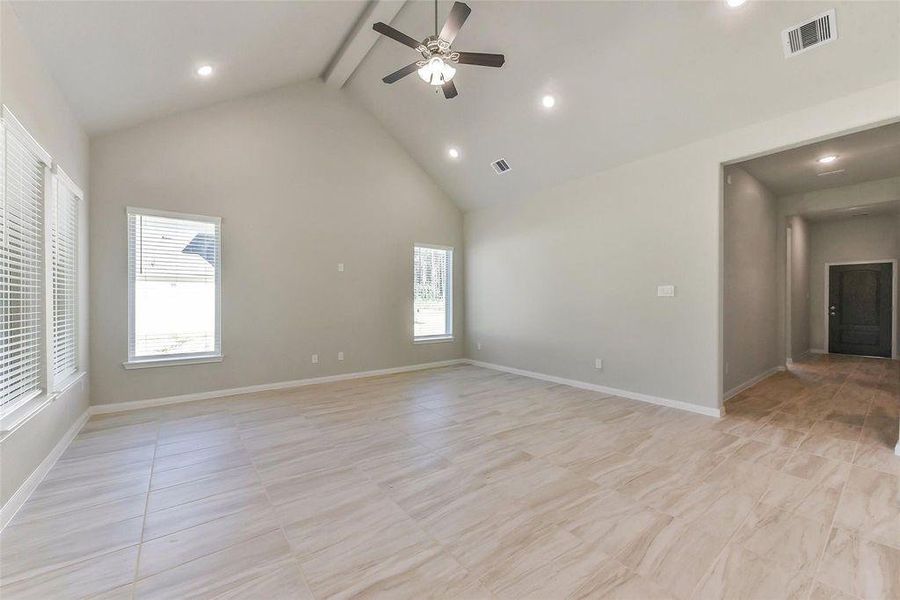 Spacious, unfurnished interior of a new home in Encino Estates, Dayton (Image 4). Spacious, unfurnished interior of a new home in Encino Estates, Dayton (Image 4).