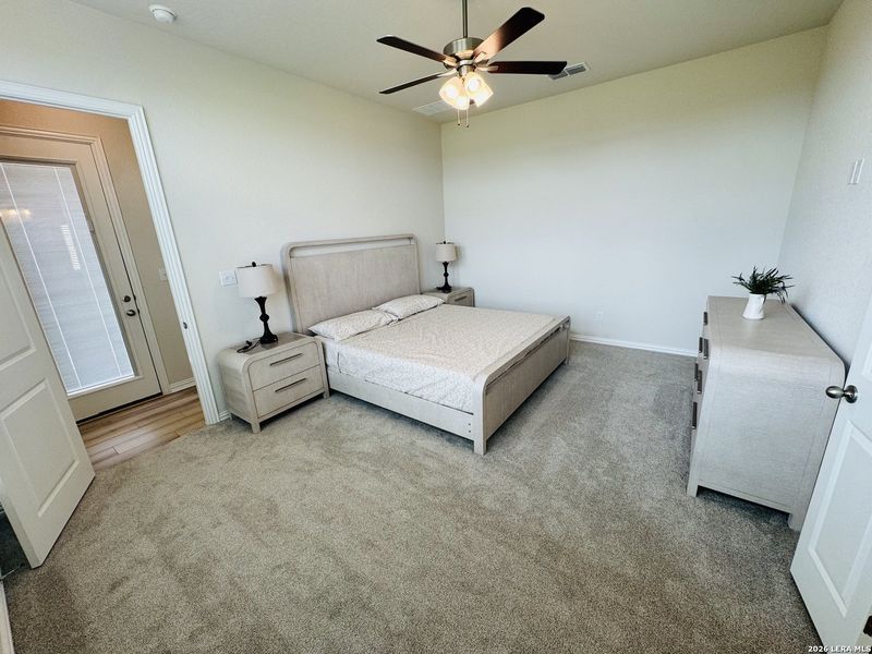 Furnished interior view inside a new home in Veranda, San Antonio (Image 19).