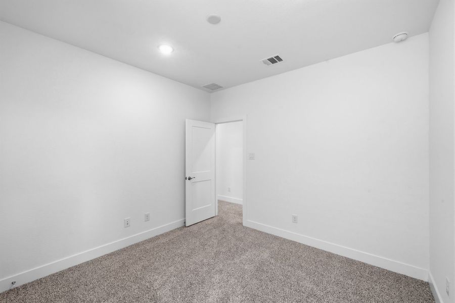 Spacious, unfurnished interior of a new home in Bridgeland, Cypress (Image 31). Spacious, unfurnished interior of a new home in Bridgeland, Cypress (Image 31).