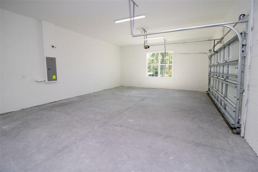 Spacious, unfurnished interior of a new home in Pine Ridge Estates, Beverly Hills (Image 19). Spacious, unfurnished interior of a new home in Pine Ridge Estates, Beverly Hills (Image 19).