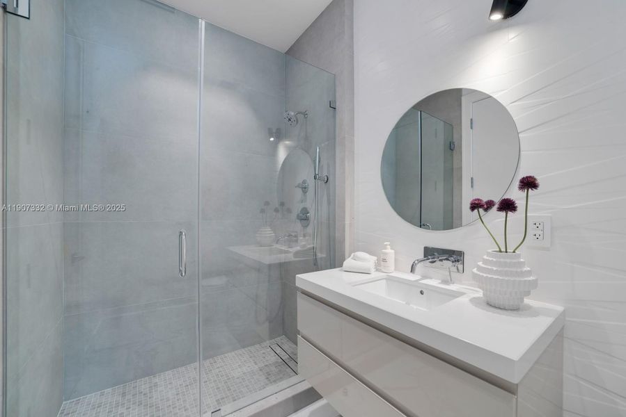 Furnished interior view inside a new home in , Miami Beach (Image 60). Furnished interior view inside a new home in , Miami Beach (Image 60).