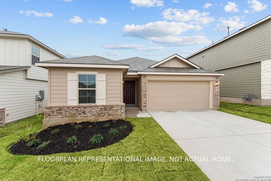 Exterior details and patio area of a home in Agave, San Antonio (Image 2).
