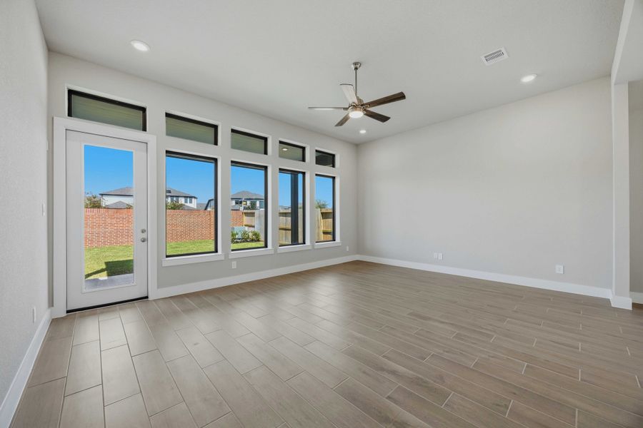 Spacious, unfurnished interior of a new home in Sienna, Missouri City (Image 15). Spacious, unfurnished interior of a new home in Sienna, Missouri City (Image 15).