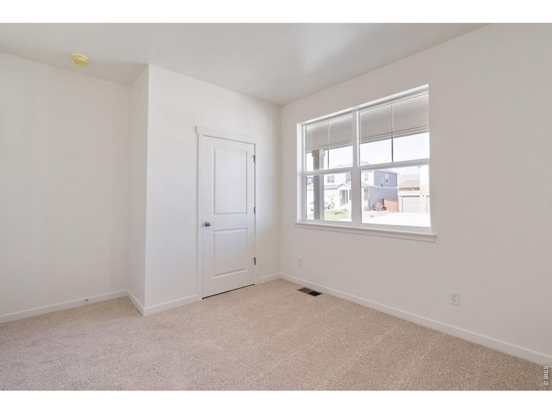 Spacious, unfurnished interior of a new home in Westgate, Greeley (Image 19).