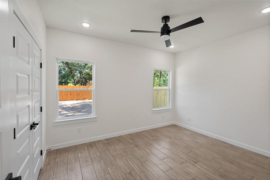 Spacious, unfurnished interior of a new home in , Mabank (Image 21).