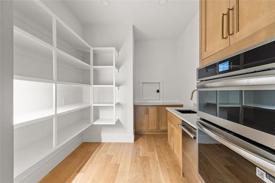 Furnished interior view inside a new home in , Dallas (Image 19).