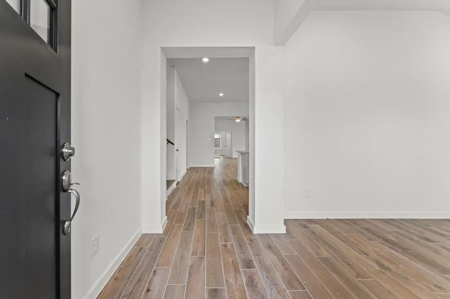 Spacious, unfurnished interior of a new home in , Angleton (Image 5). Spacious, unfurnished interior of a new home in , Angleton (Image 5).