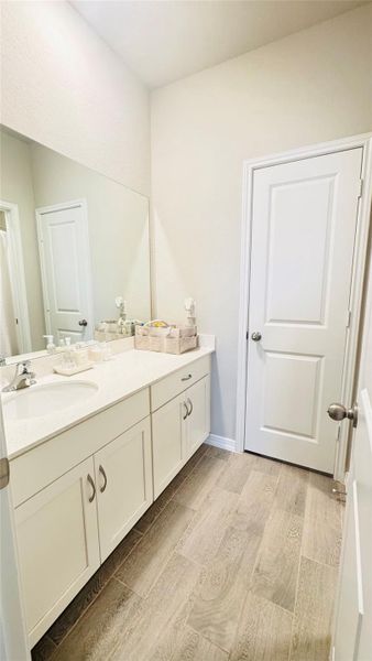 2nd Full Bathroom 2nd Full Bathroom
