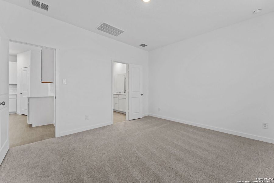 Spacious, unfurnished interior of a new home in Hightop Ridge, Converse (Image 31).