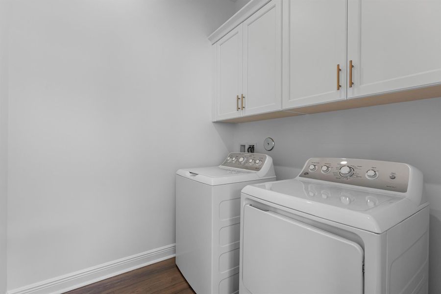 Furnished interior view inside a new home in , Port St. Lucie (Image 16).