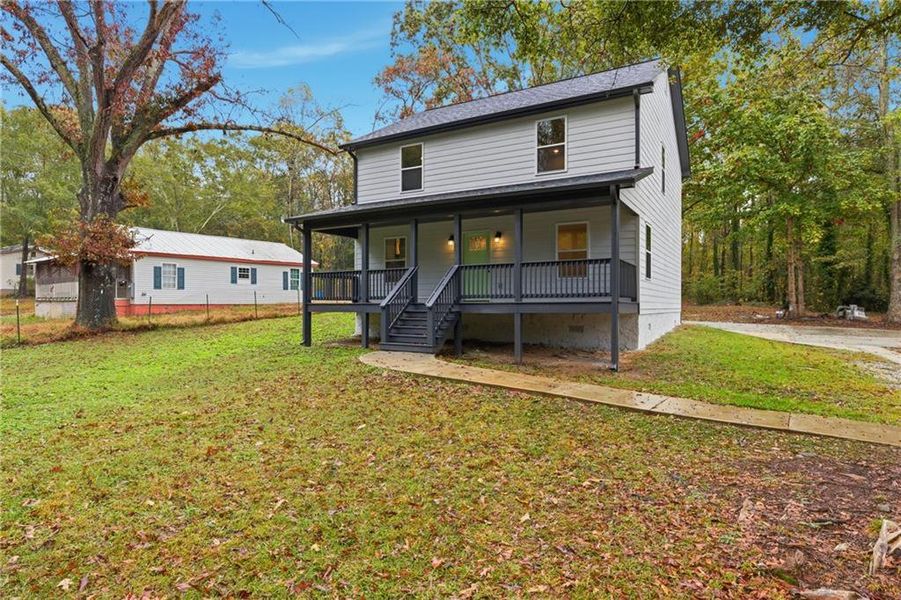 Exterior details and patio area of a home in , Toccoa (Image 28).