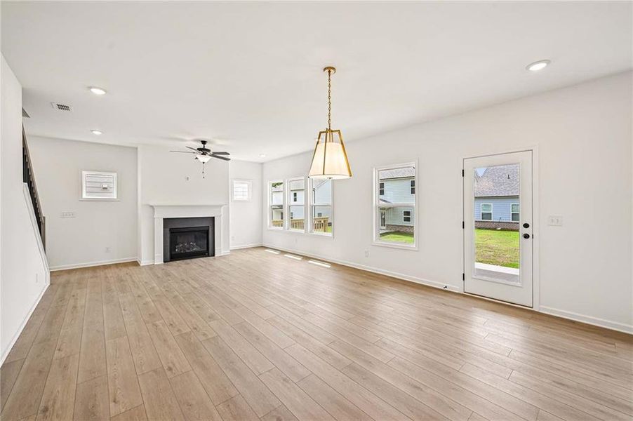 Spacious, unfurnished interior of a new home in Langston Reserve, Cartersville (Image 12).