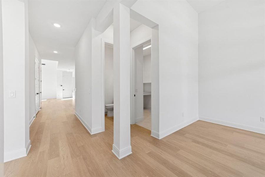 Spacious, unfurnished interior of a new home in Mantua Point Gardens, Van Alstyne (Image 19). Spacious, unfurnished interior of a new home in Mantua Point Gardens, Van Alstyne (Image 19).