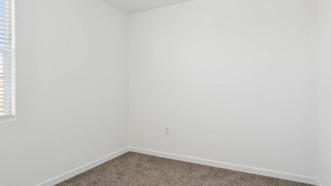 Representative unfurnished interior of a home built from the Mitchell by D.R. Horton in Upper Canyon, Phoenix (Image 32).