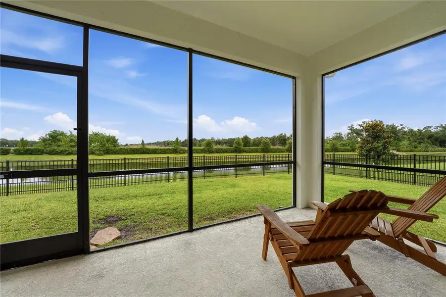 Exterior details and patio area of a home in , Parrish (Image 4).